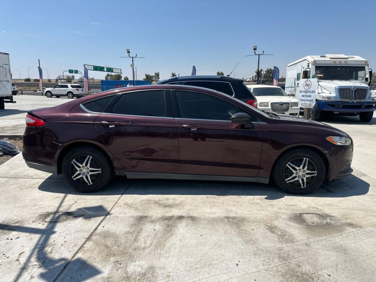 2013 Ford Fusion S vin: 3FA6P0G76DR325398