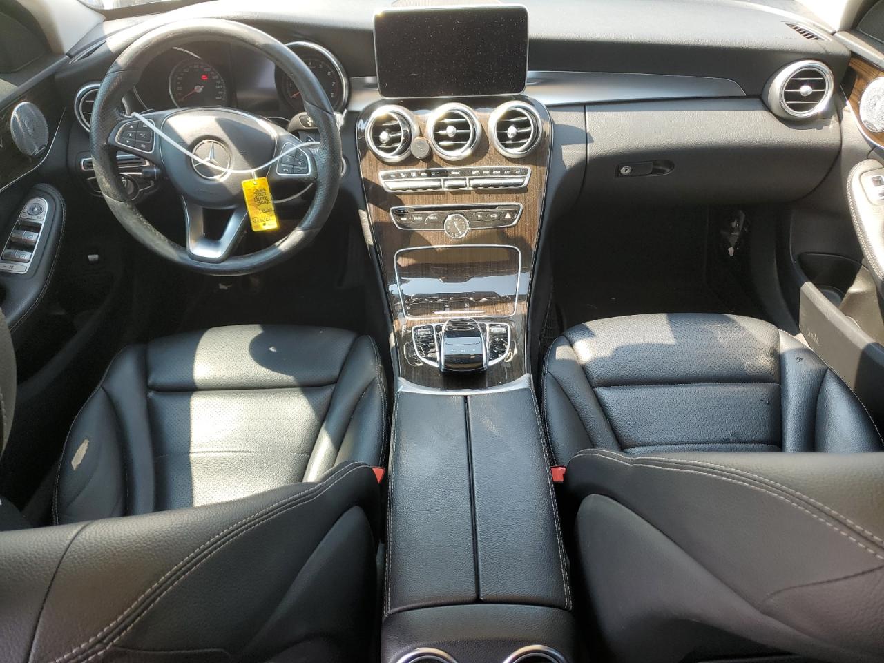55SWF4KB8HU211909 2017 Mercedes-Benz C 300 4Matic