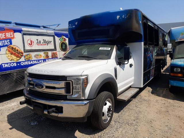 FORD F550 SUPER 2019 two tone  gas 1FDAF5GY0KEC36841 photo #1