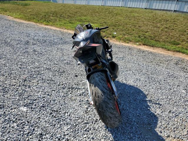 2018 APRILIA RSV4 ZD4KEU003JS001218