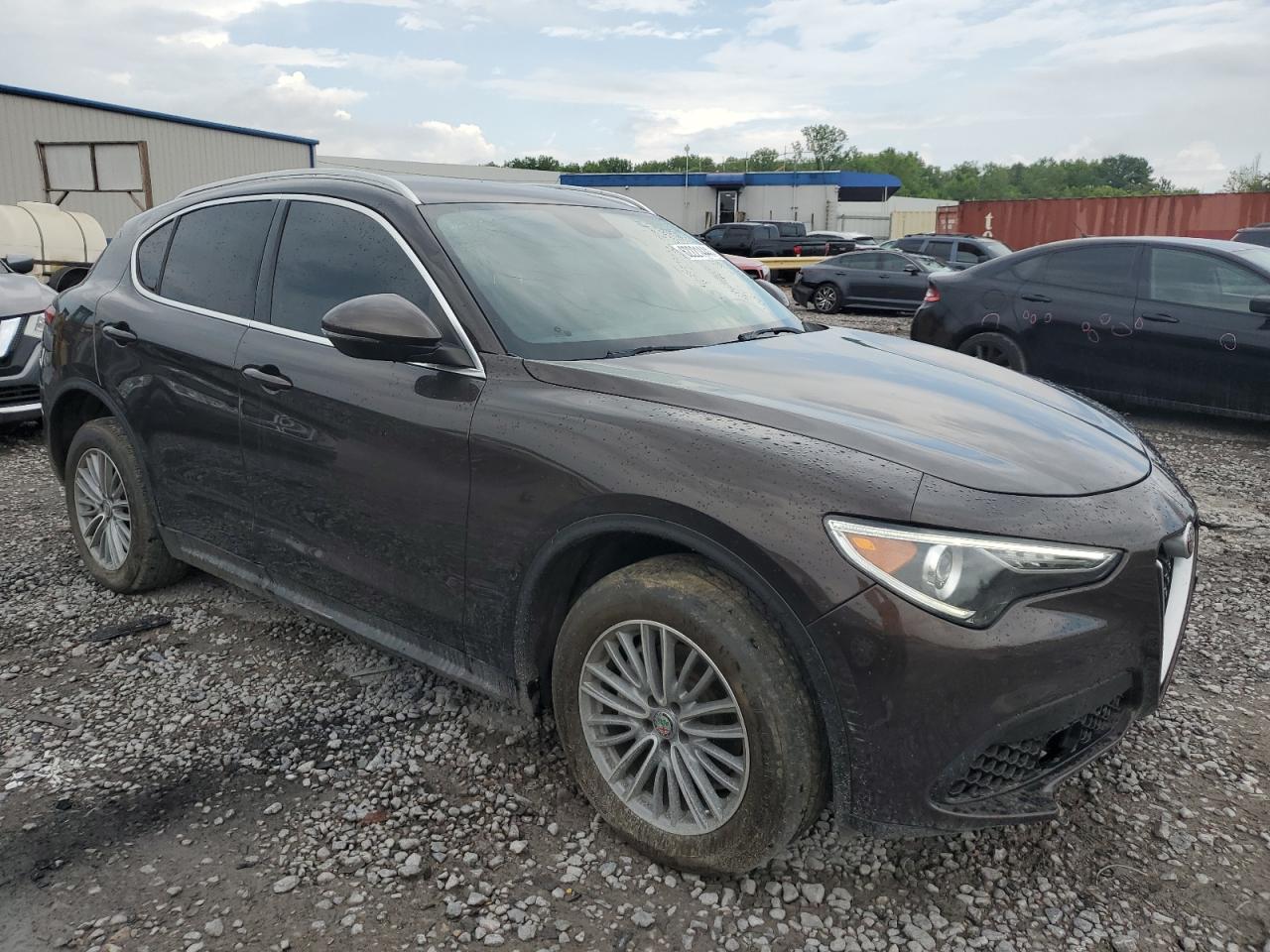 2018 Alfa Romeo Stelvio vin: ZASFAKAN7J7B77965