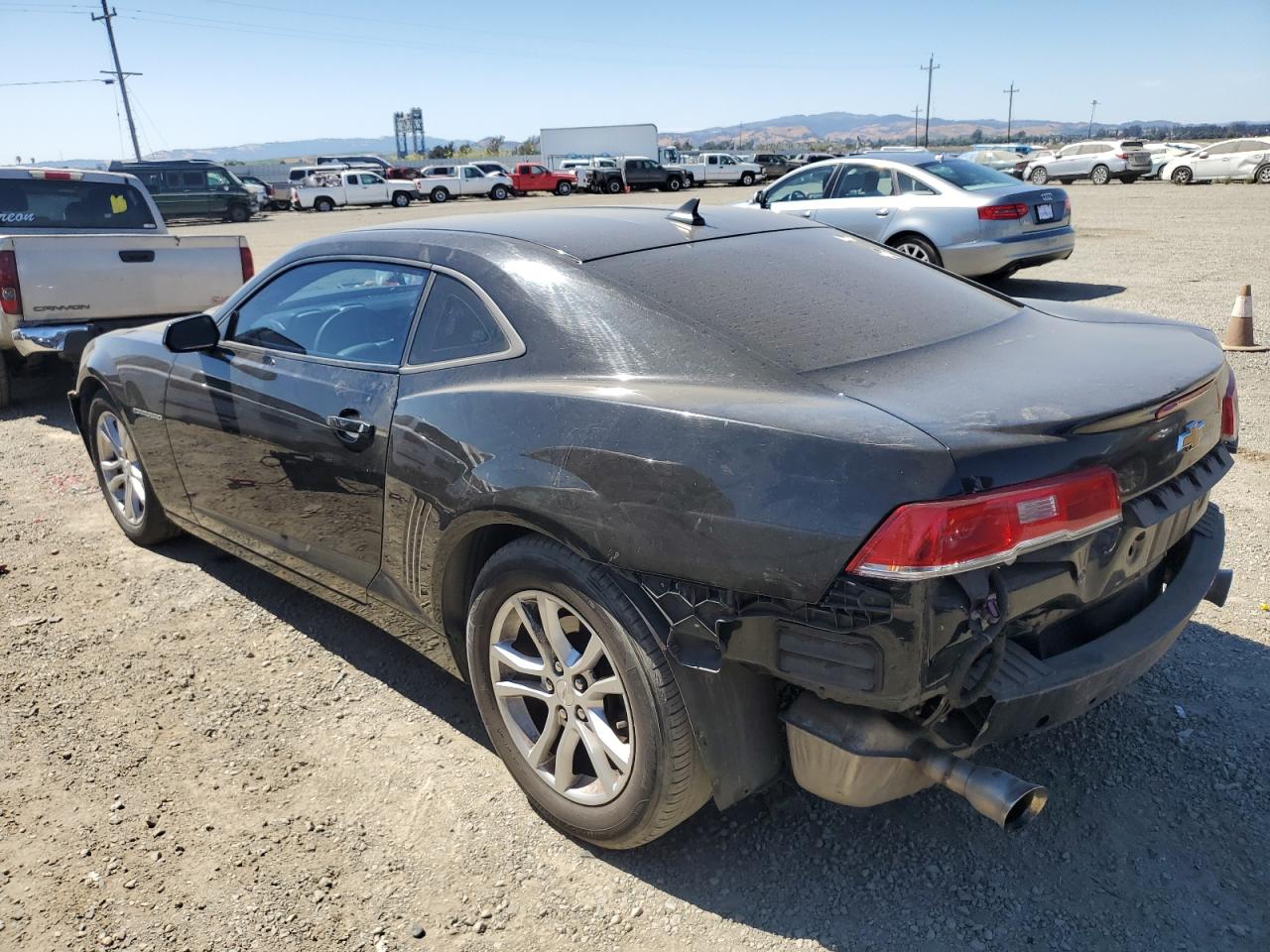 2015 Chevrolet Camaro Ls vin: 2G1FB1E39F9103258