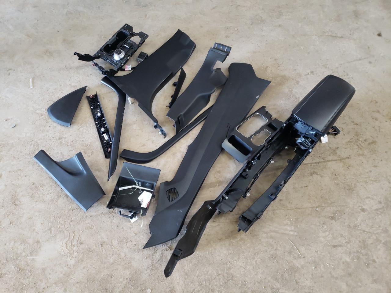 3FA6P0D91KR204393 2019 Ford Fusion Titanium