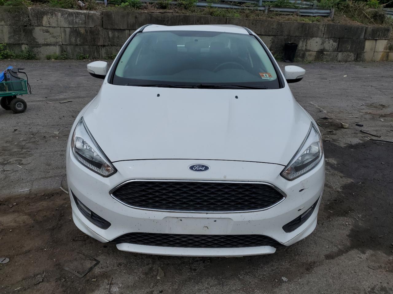 1FADP3F23FL237764 2015 Ford Focus Se