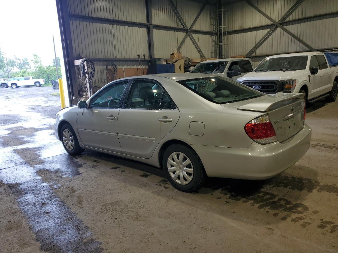 4T1BE32K65U398871 2005 Toyota Camry Le