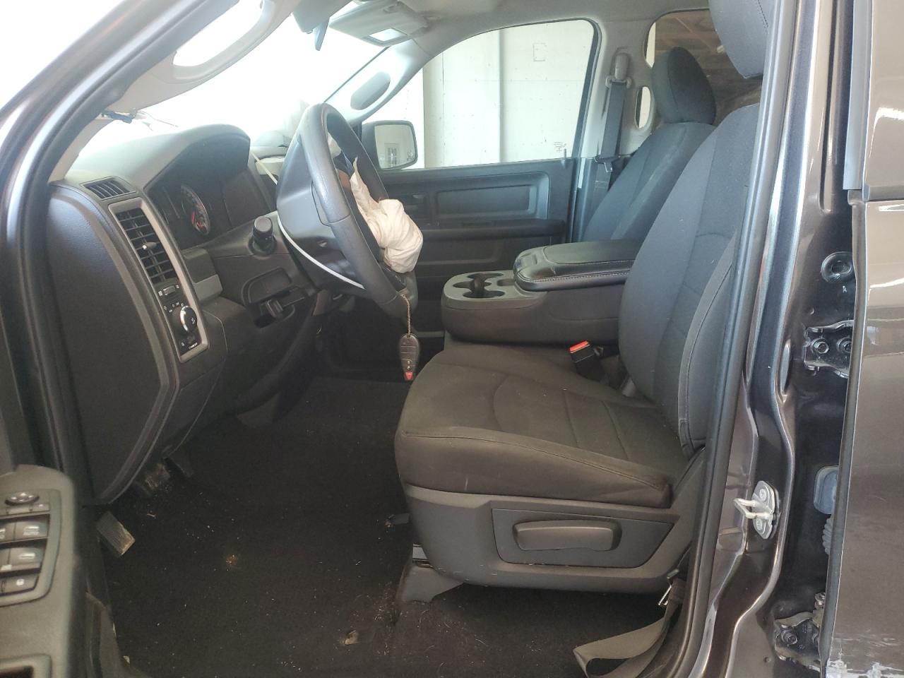 1C6RR7FT8KS547345 2019 Ram 1500 Classic Tradesman