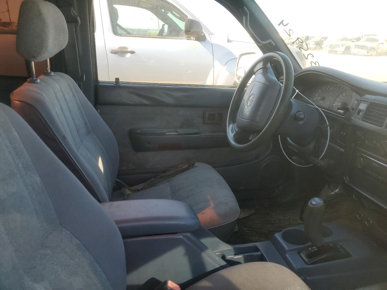 4TASN92N7YZ595939 2000 Toyota Tacoma Xtracab Prerunner