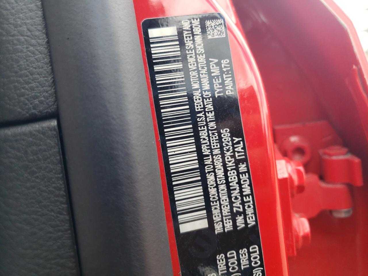 ZACNJABB1KPK32995 2019 Jeep Renegade Latitude