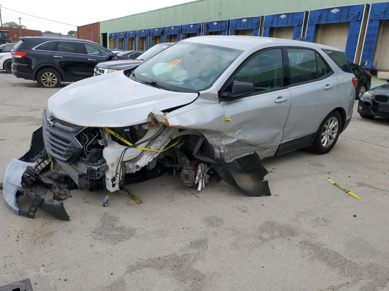 2018 Chevrolet Equinox Ls vin: 2GNAXHEV5J6141651