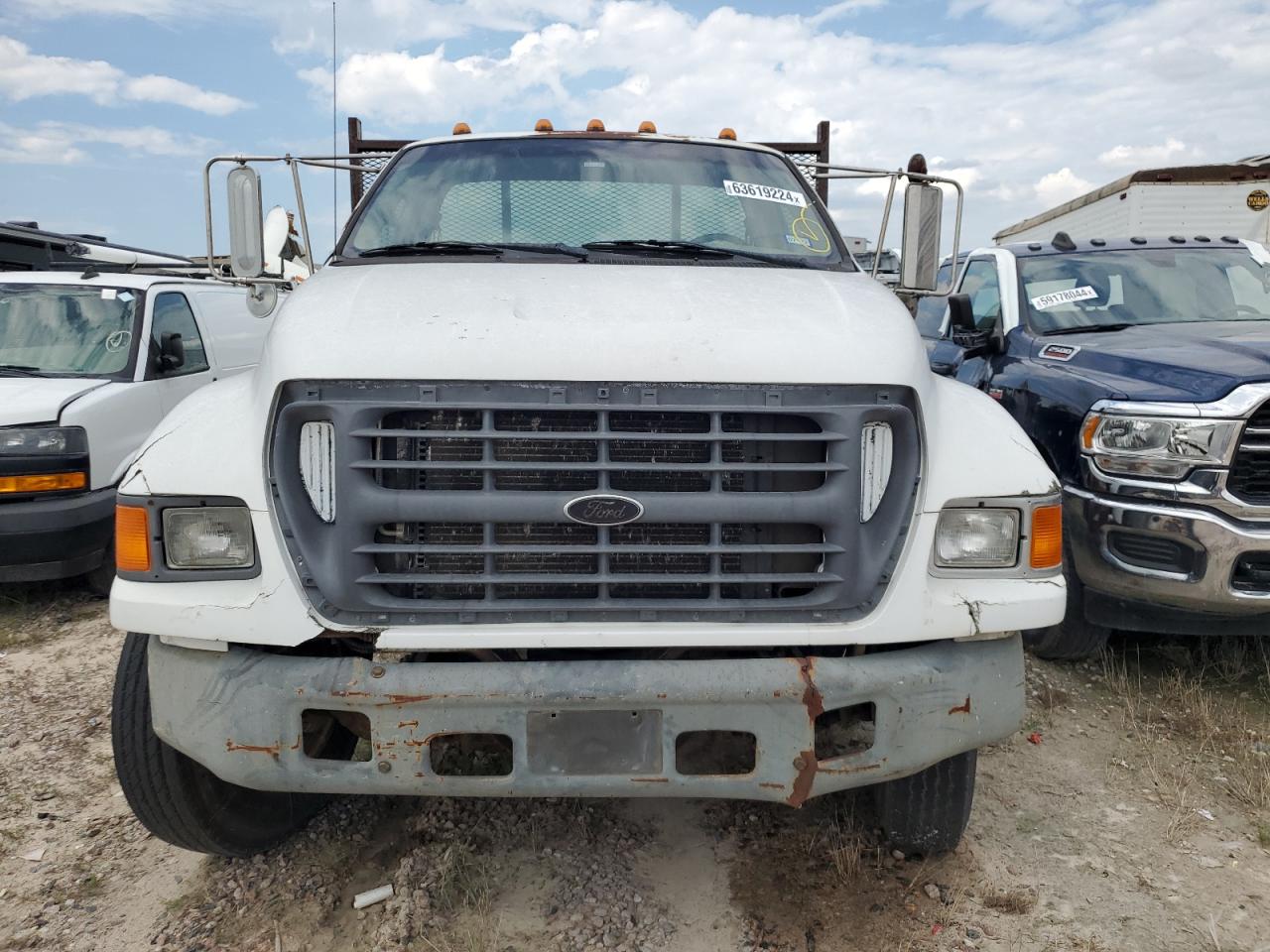 Lot #2986474242 2000 FORD F650 SUPER