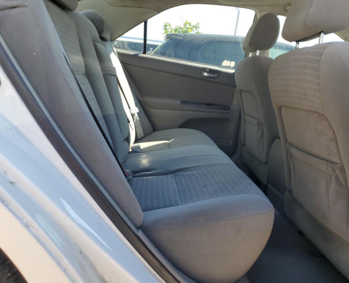 4T1BE32KX5U537724 2005 Toyota Camry Le