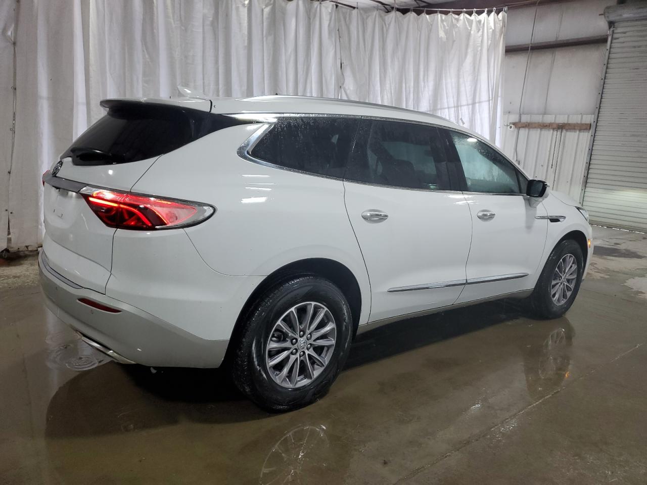 2024 Buick Enclave Premium vin: 5GAEVBKW2RJ130889