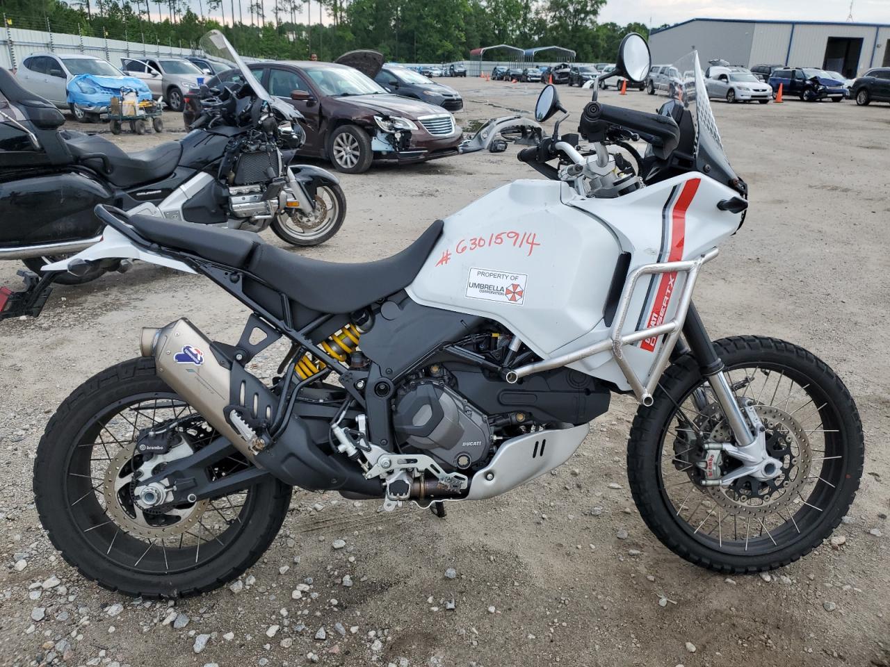 Ducati Desert X 2023 