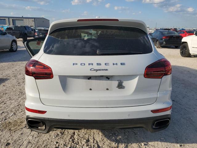 2016 PORSCHE CAYENNE - WP1AA2A22GLA09643