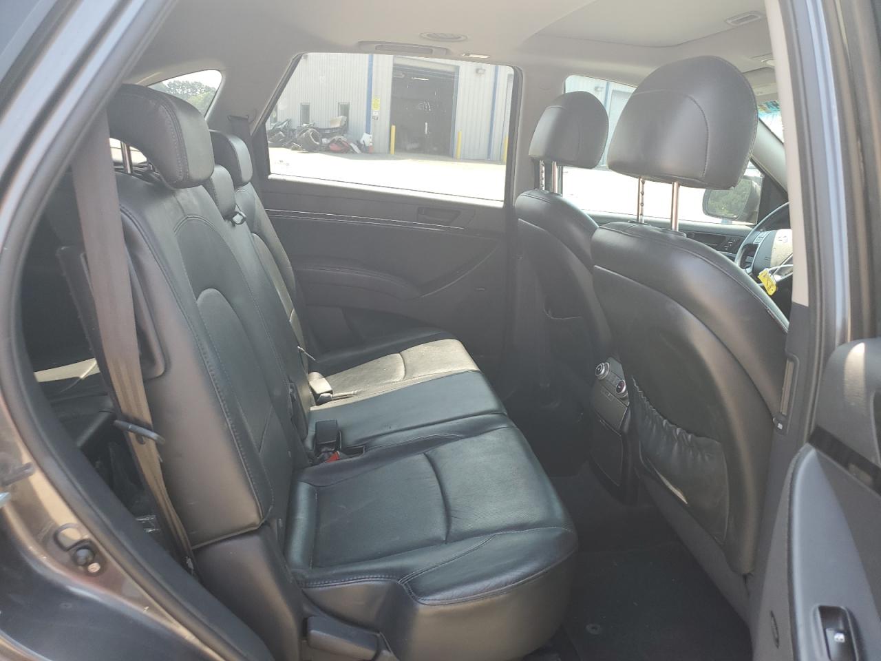 KM8NU4CC3AU122414 2010 Hyundai Veracruz Gls