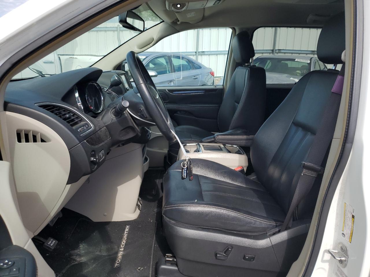 2C4RC1BG4FR662032 2015 Chrysler Town & Country Touring