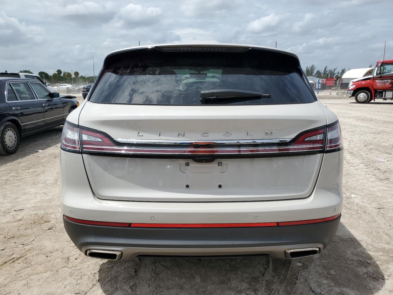 2LMPJ6J93LBL31735 2020 Lincoln Nautilus