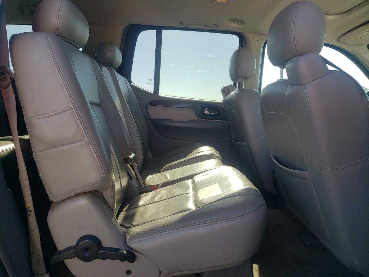 1GKES66M166140758 2006 GMC Envoy Denali Xl