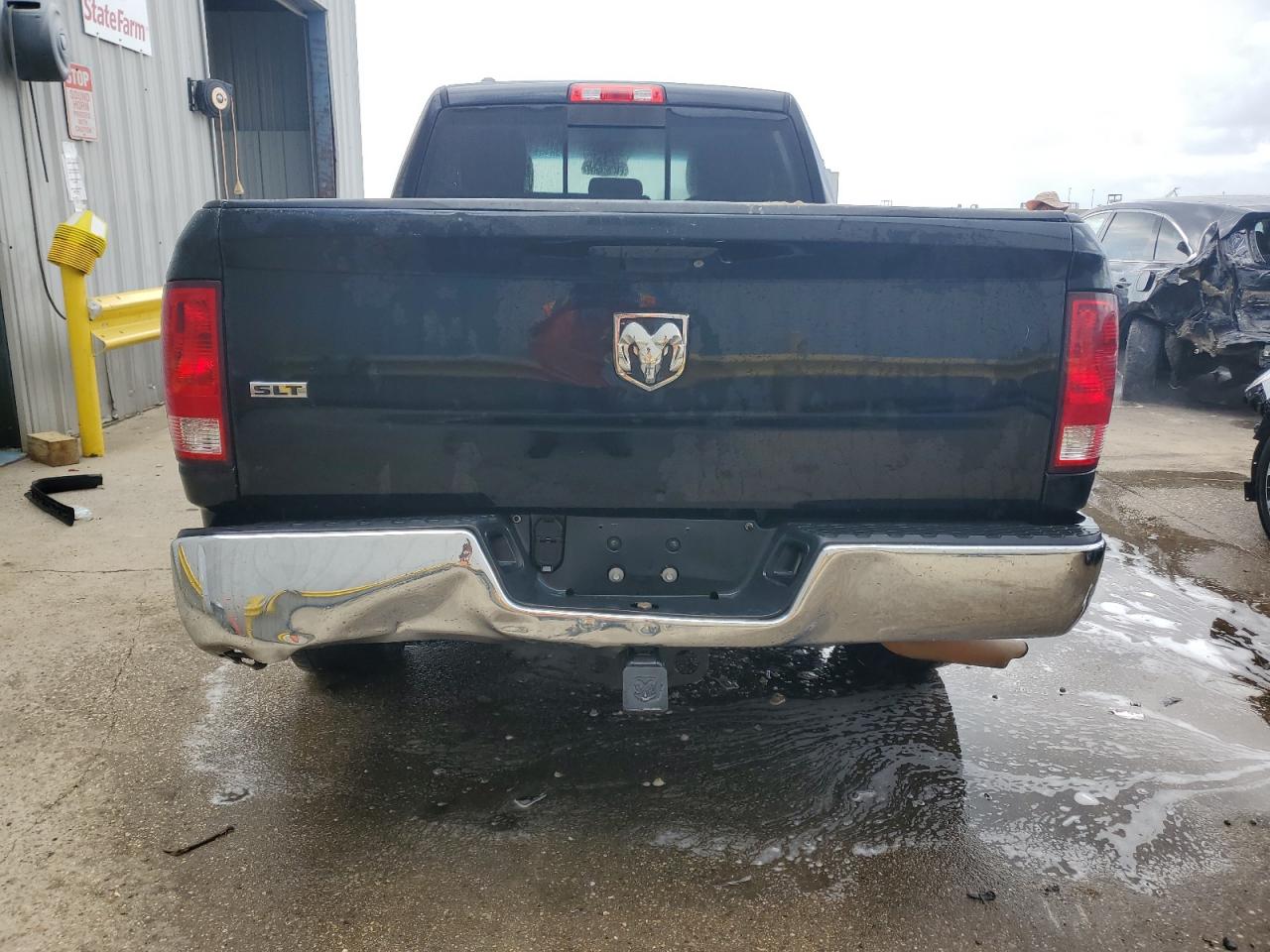 1C6RR6GT2FS578394 2015 Ram 1500 Slt