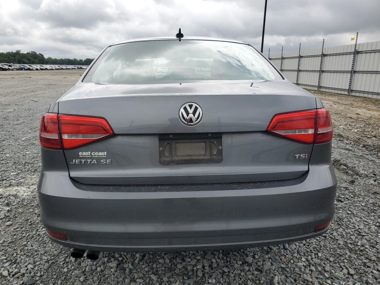 Lot #2718442241 2015 VOLKSWAGEN JETTA SE