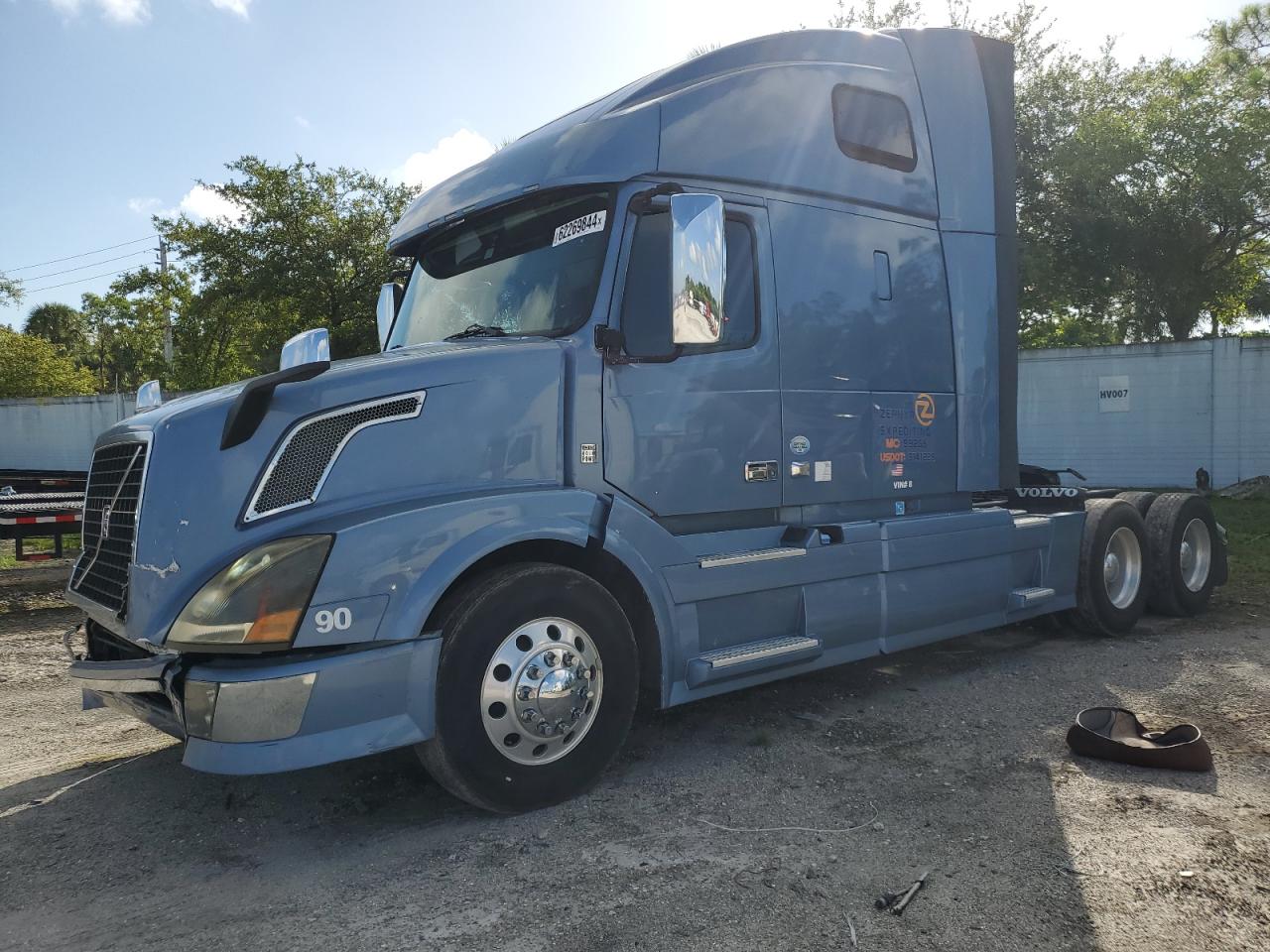 Lot #2678803580 2014 VOLVO VN VNL