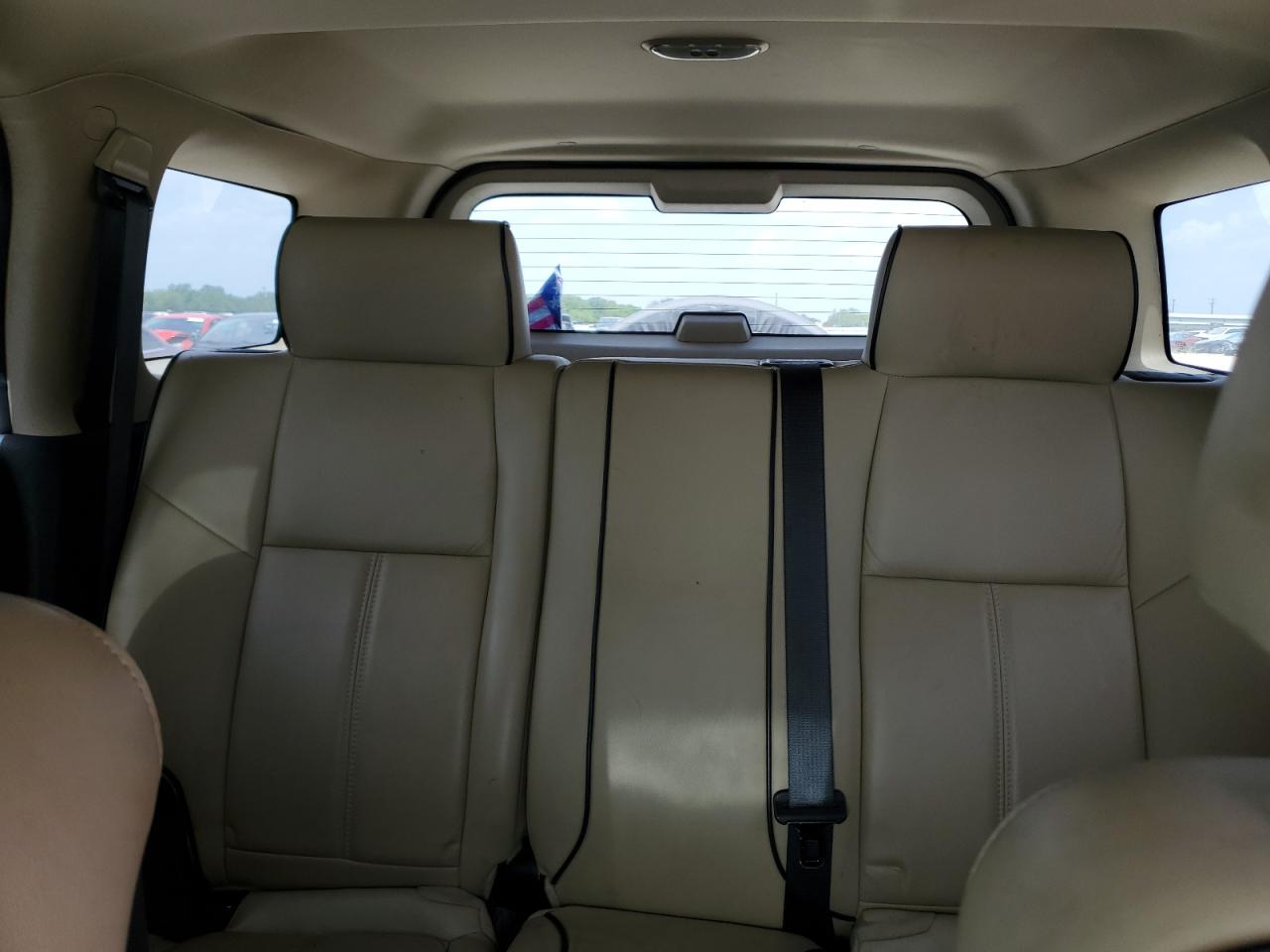 5GTMNJEE7A8121763 2010 Hummer H3 Luxury