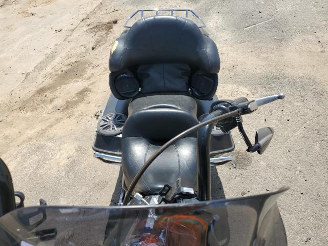 2010 HARLEY-DAVIDSON FLHTK - 1HD1KEM12AB614535