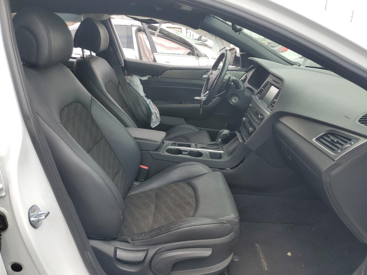 5NPE34AB8HH575966 2017 Hyundai Sonata Sport