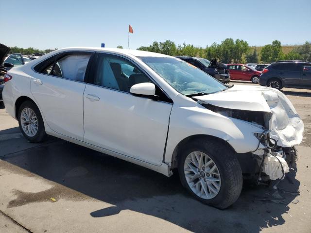 VIN 4T1BF1FK2GU190632 2016 Toyota Camry, LE no.4