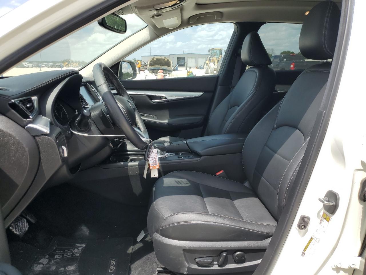 3PCAJ5M18KF140254 2019 Infiniti Qx50 Essential