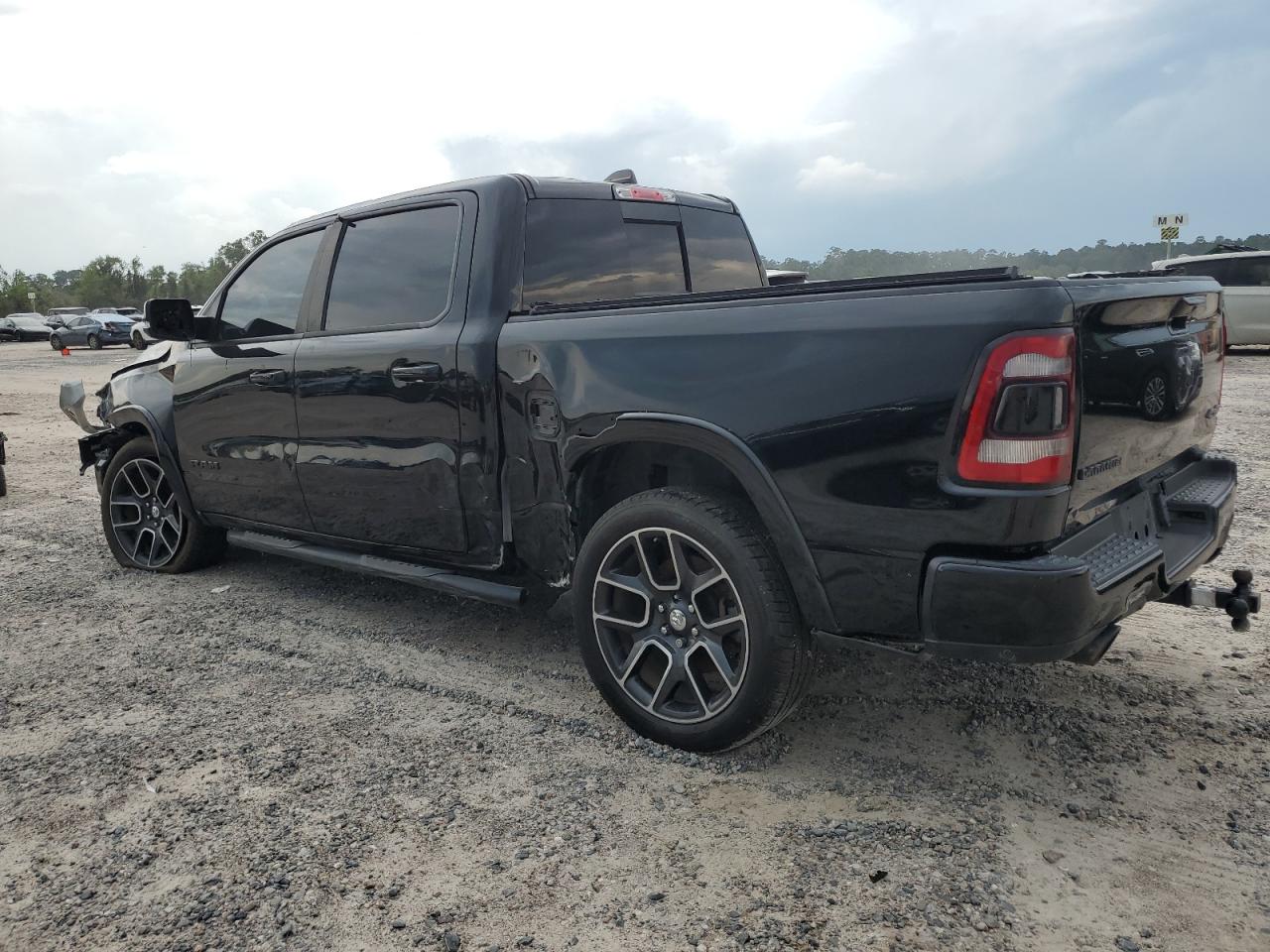 1C6SRFJT4KN632961 2019 Ram 1500 Laramie