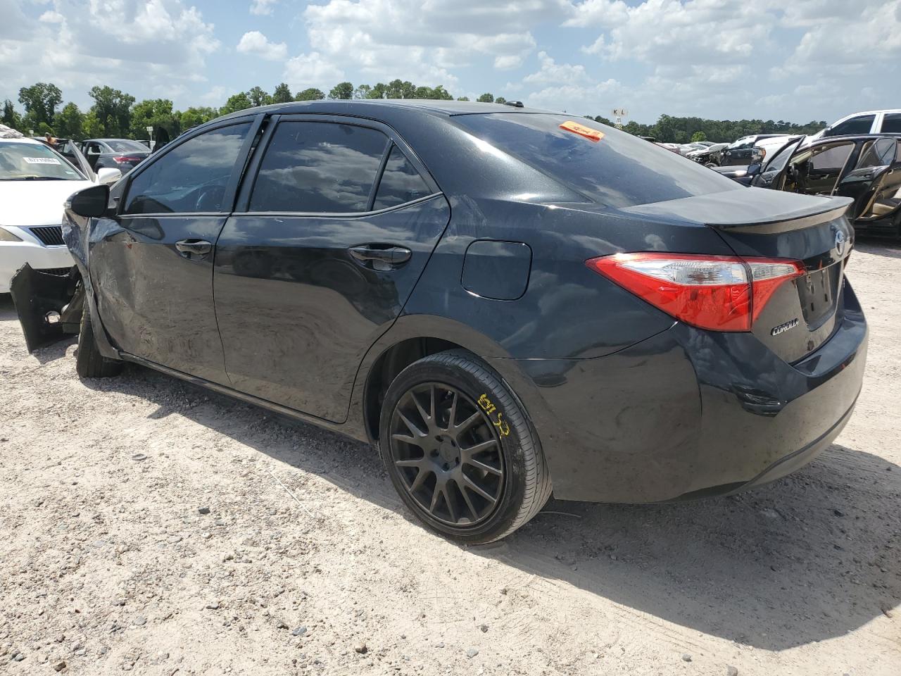 2015 Toyota Corolla L vin: 5YFBURHEXFP178580