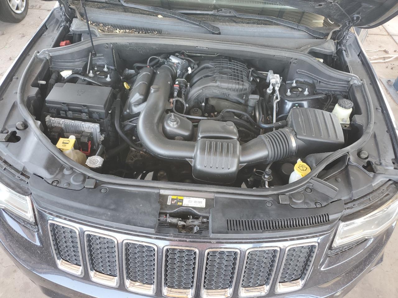 1C4RJECG8EC417964 2014 Jeep Grand Cherokee Overland