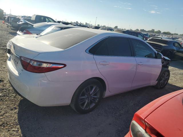 VIN 4T1BF1FK9GU221164 2016 Toyota Camry, LE no.3