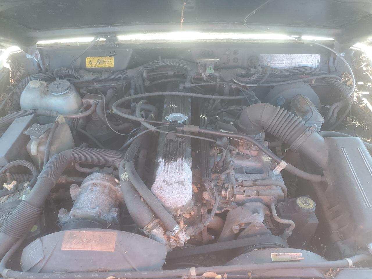 1J4FJ68S5PL549048 1993 Jeep Cherokee Sport