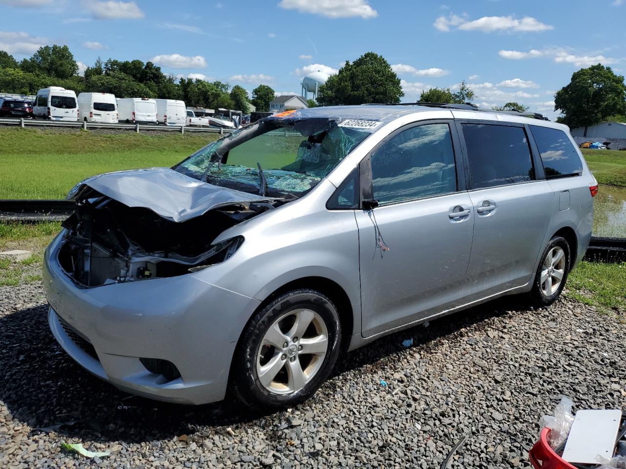 2016 Toyota Sienna Le vin: 5TDKK3DC0GS727610