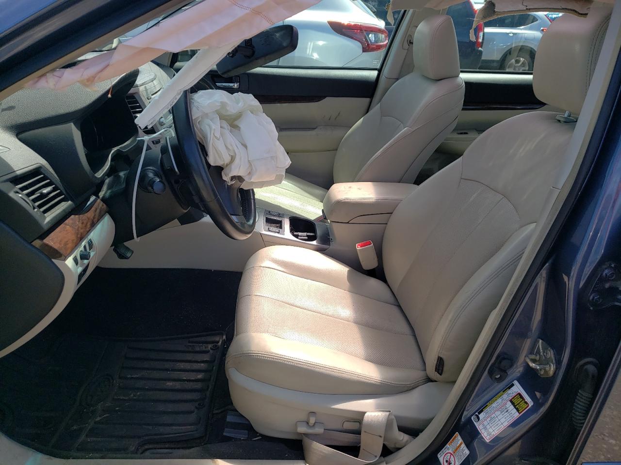 4S3BMCL67E3025983 2014 Subaru Legacy 2.5I Limited