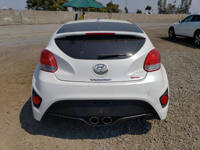 KMHTC6AE5GU304117 2016 Hyundai Veloster Turbo