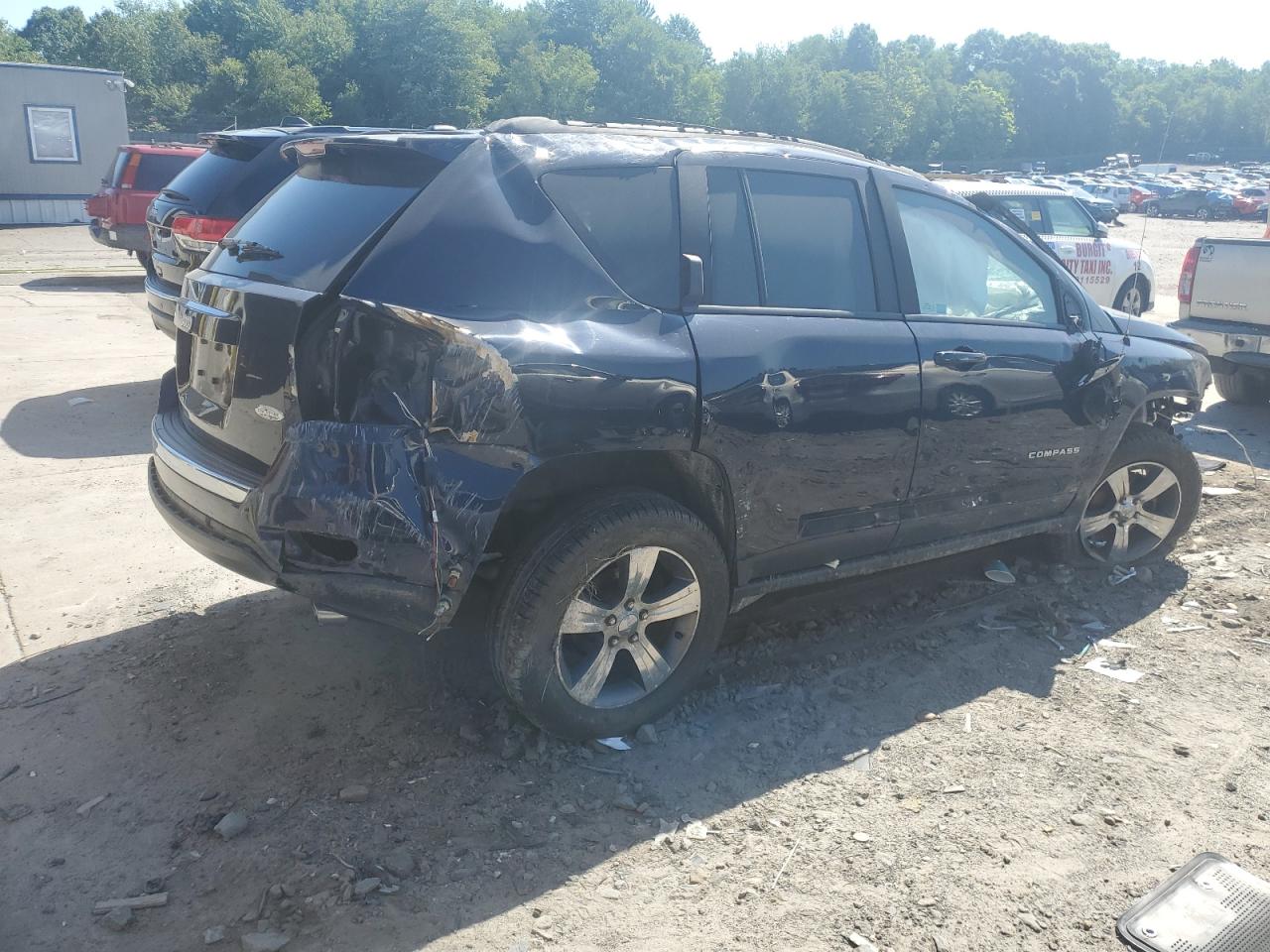 1C4NJDEB8GD708438 2016 Jeep Compass Latitude