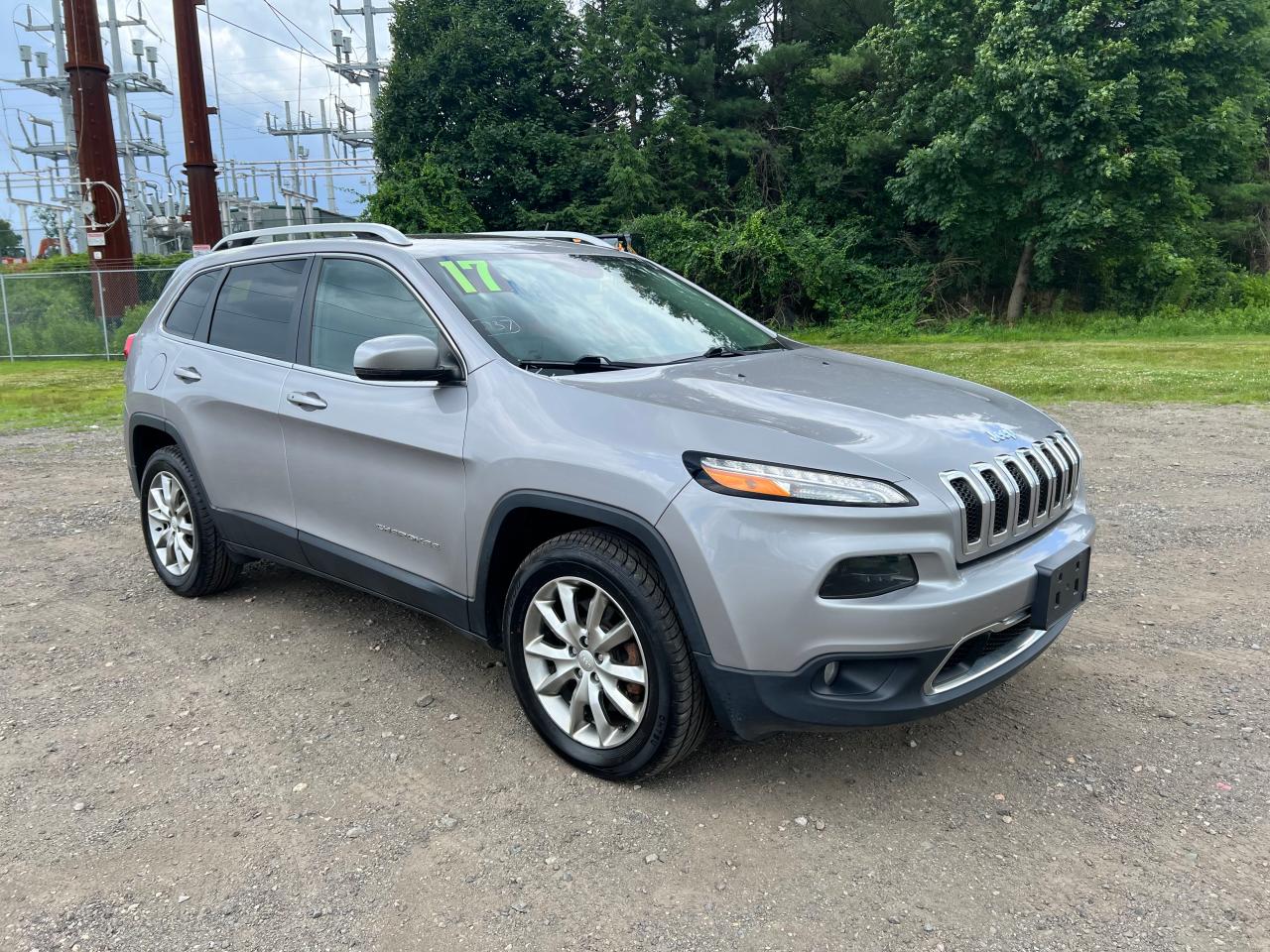 2017 Jeep Cherokee Limited vin: 1C4PJMDS1HD216247