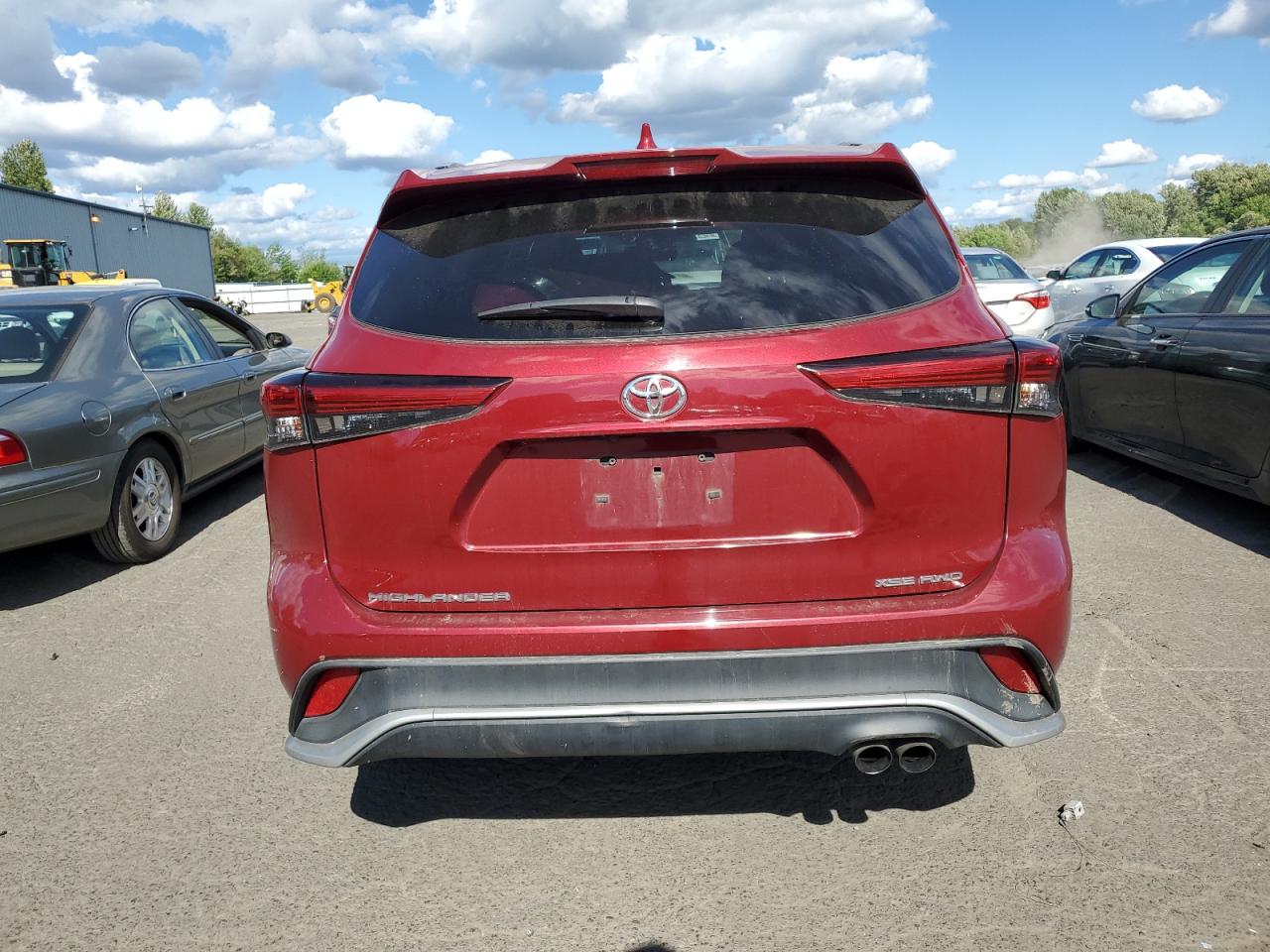 5TDJZRBH5MS142879 2021 Toyota Highlander Xse