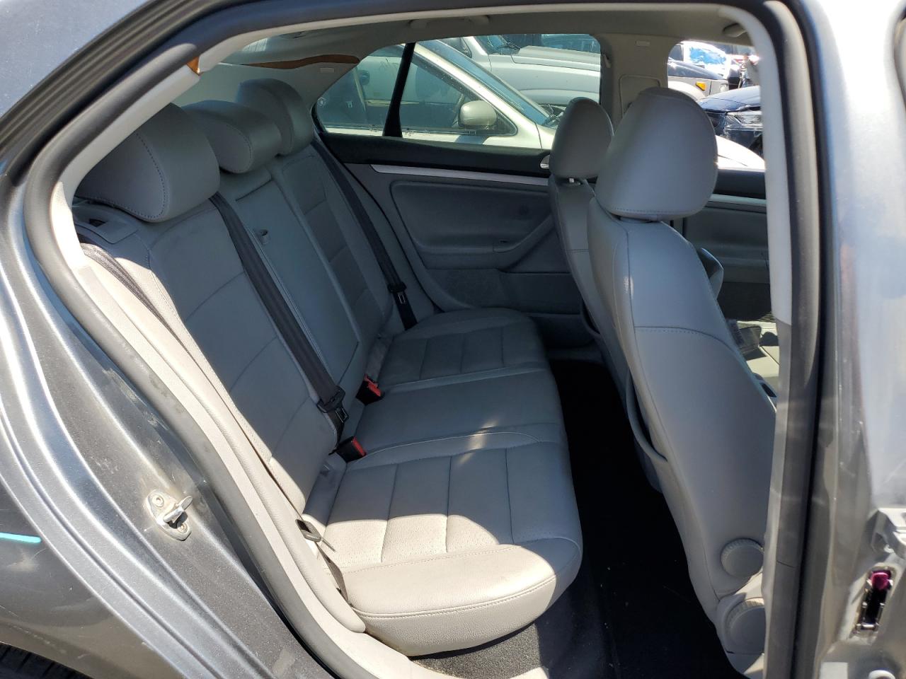 3VWEG71K87M175143 2007 Volkswagen Jetta Wolfsburg