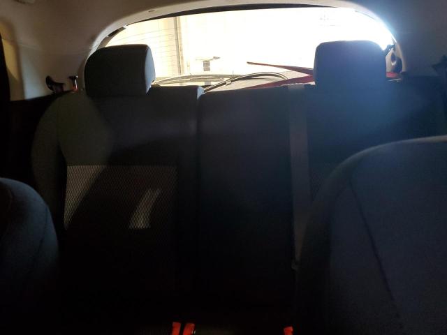 2015 Nissan Juke S VIN: JN8AF5MV4FT550819 Lot: 61272564