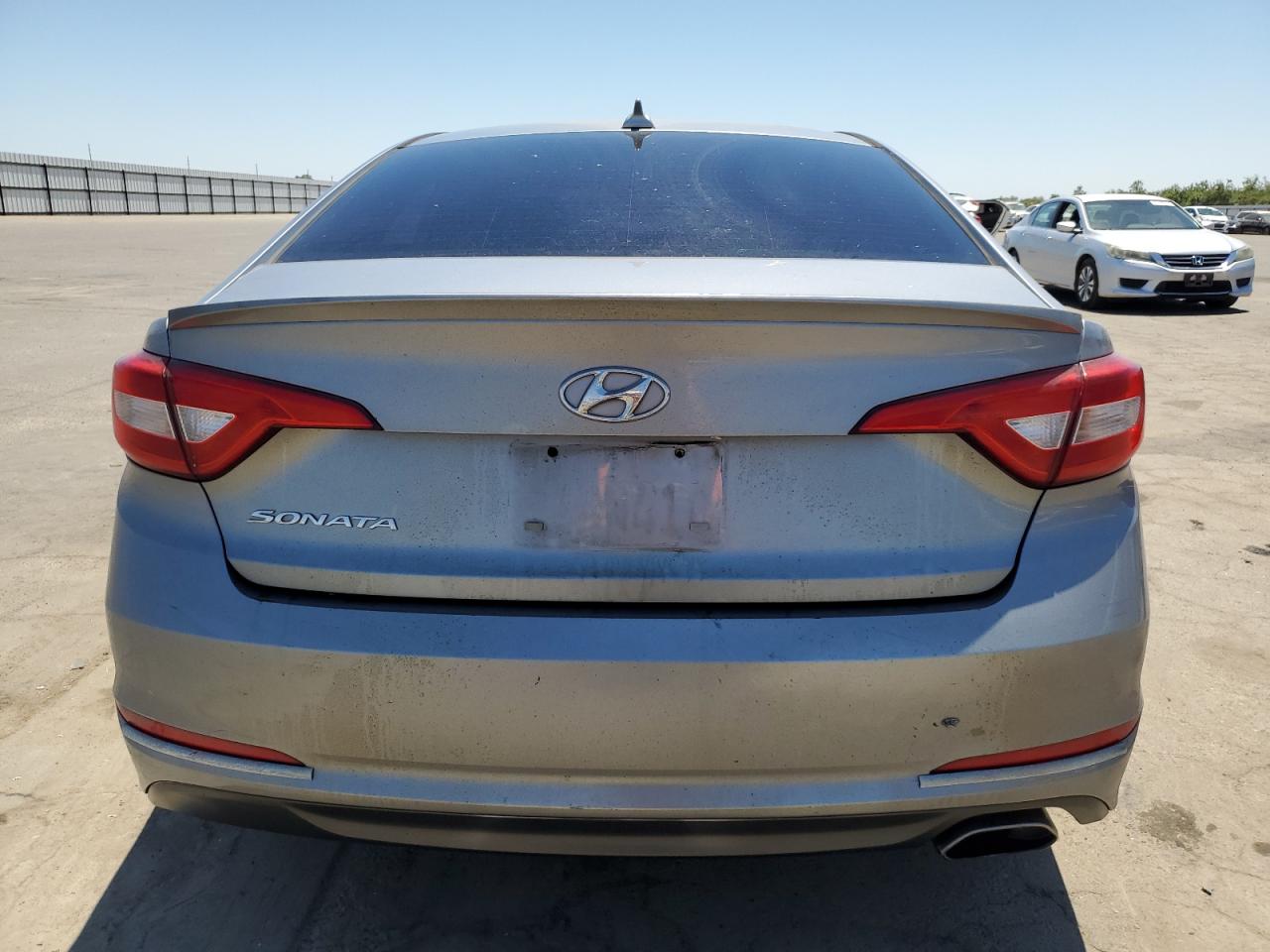 5NPE24AF1FH006329 2015 Hyundai Sonata Se