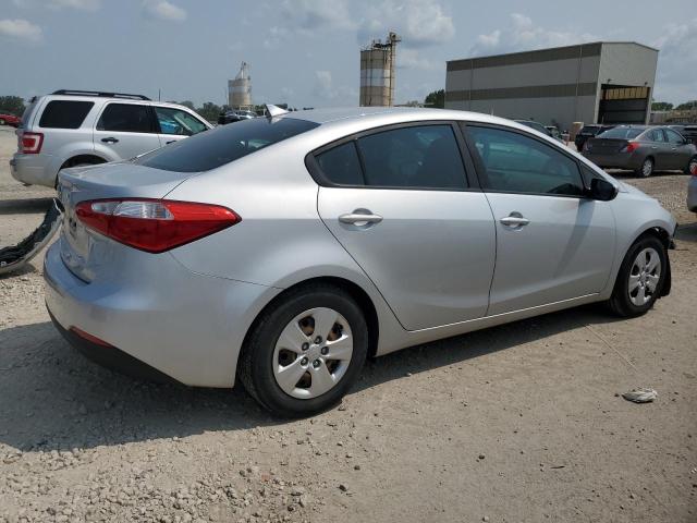 VIN KNAFK4A68G5573771 2016 KIA FORTE no.3