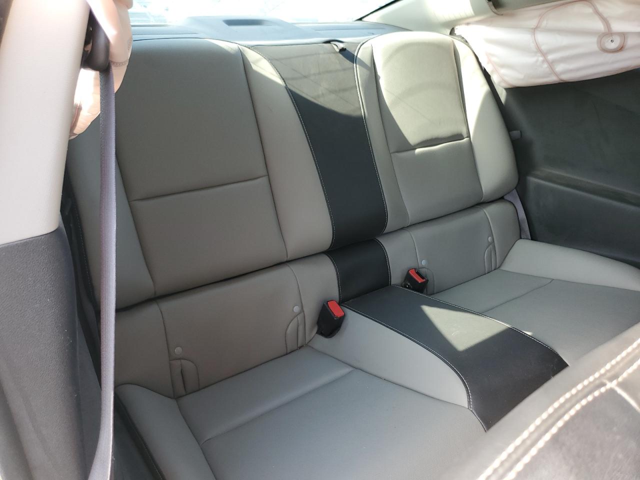 2G1FG1ED9B9136801 2011 Chevrolet Camaro Lt