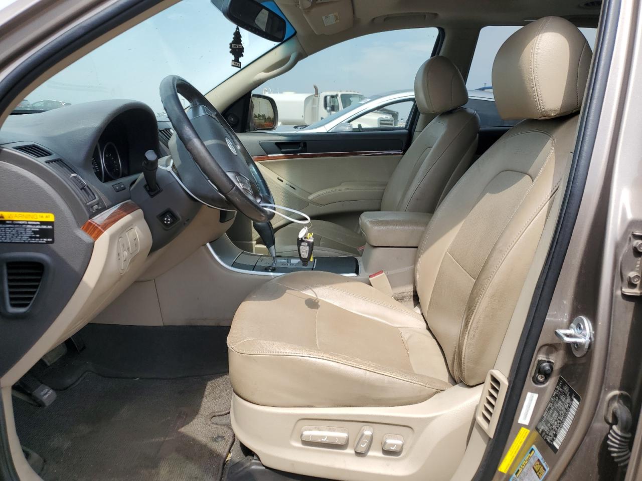 KM8NU4CC8AU123025 2010 Hyundai Veracruz Gls