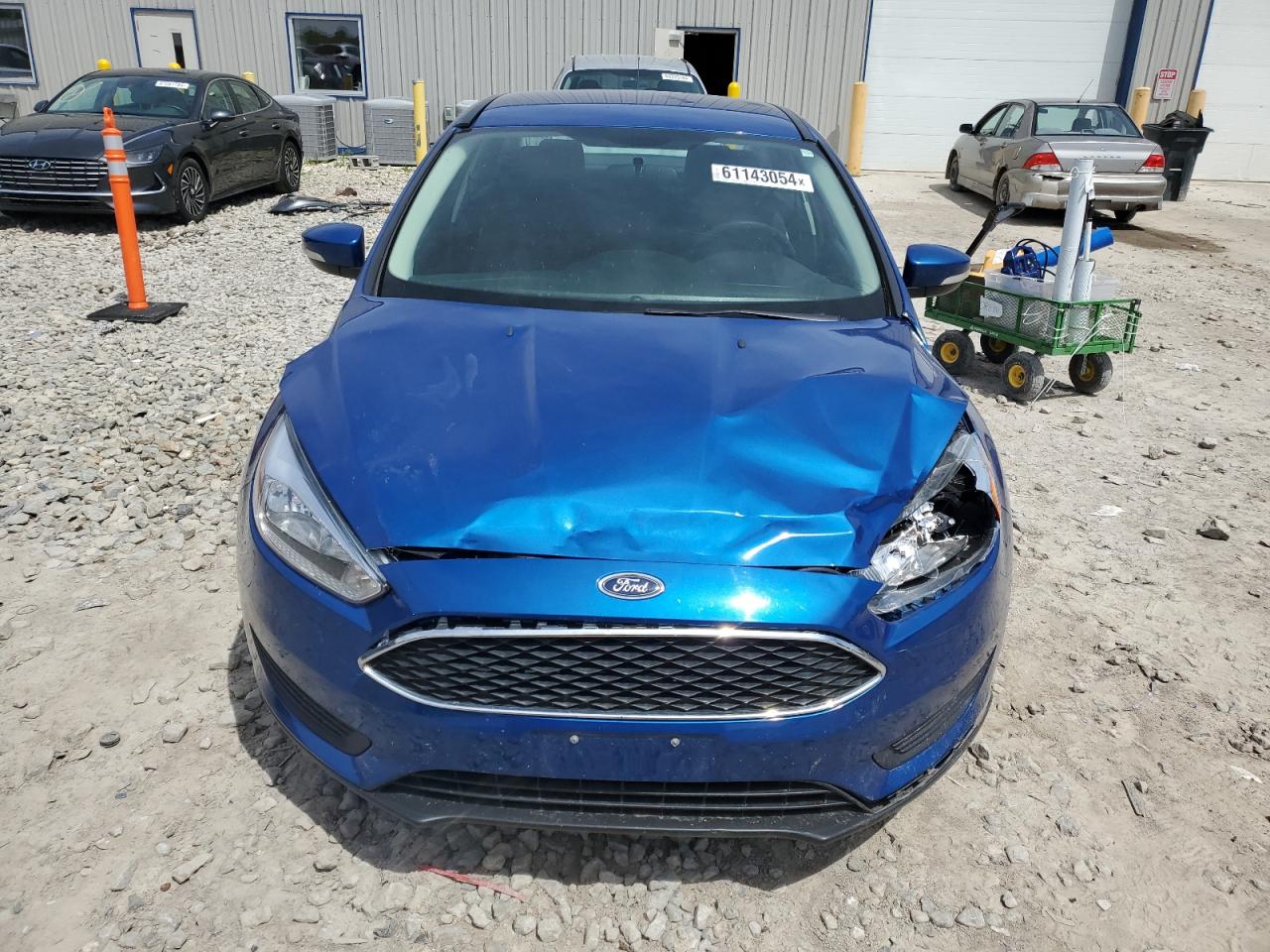 1FADP3F29JL211324 2018 Ford Focus Se