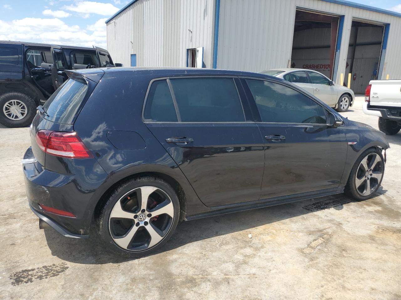 Lot #2731231428 2018 VOLKSWAGEN GTI S