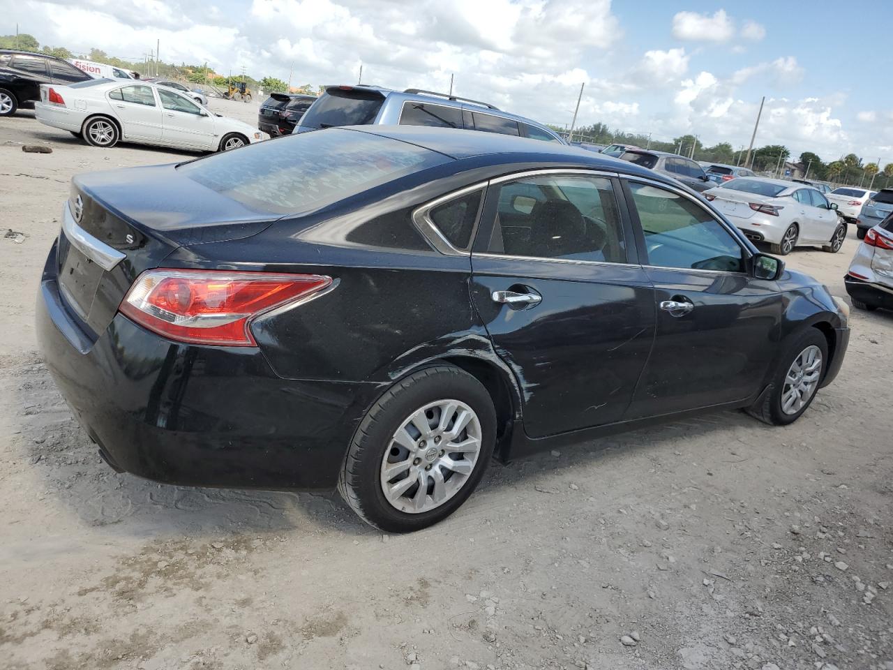 2013 Nissan Altima 2.5 vin: 1N4AL3AP6DC240124